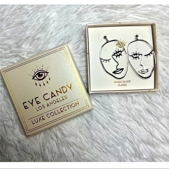 Eye Candy Face Earring’s - Picture 1 of 2